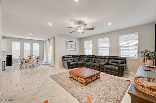 $824,990 | 446 Winter Dove Avenue, Henderson, NV 89011