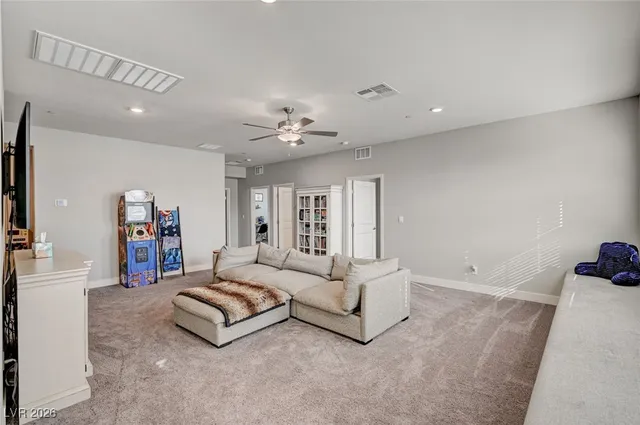 $824,990 | 446 Winter Dove Avenue, Henderson, NV 89011