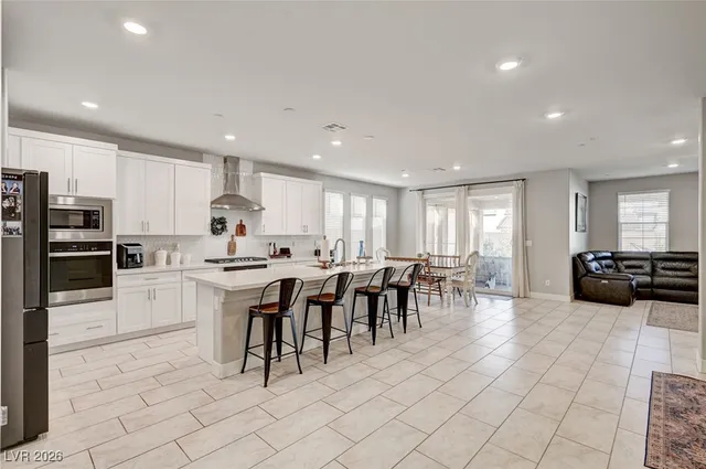 $824,990 | 446 Winter Dove Avenue, Henderson, NV 89011