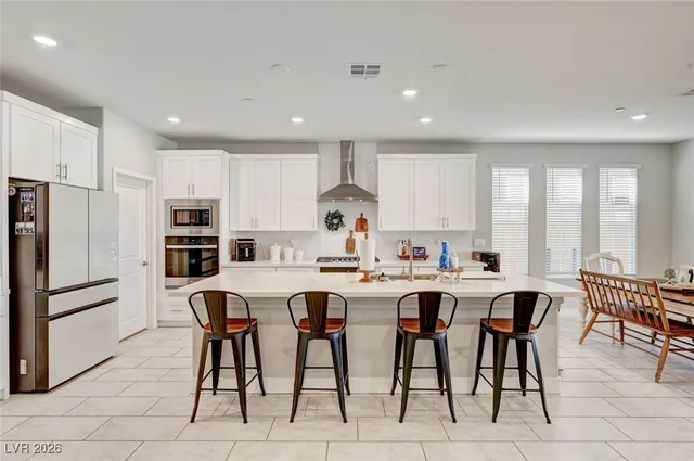 $824,990 | 446 Winter Dove Avenue, Henderson, NV 89011