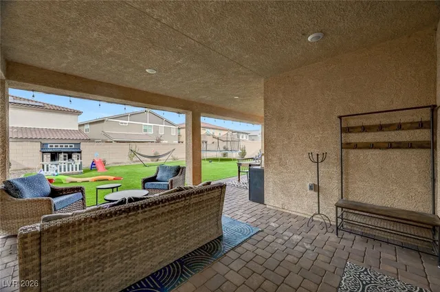 $824,990 | 446 Winter Dove Avenue, Henderson, NV 89011