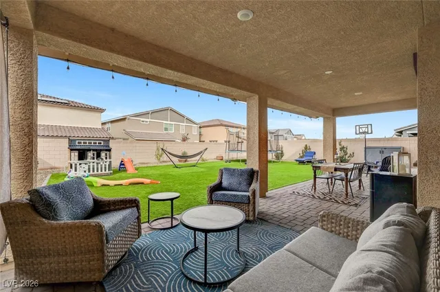 $824,990 | 446 Winter Dove Avenue, Henderson, NV 89011