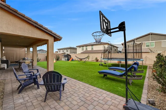 $824,990 | 446 Winter Dove Avenue, Henderson, NV 89011