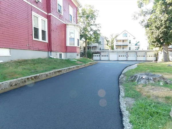 $3,200 | 10 King Street, Unit 2, Boston, MA 02122