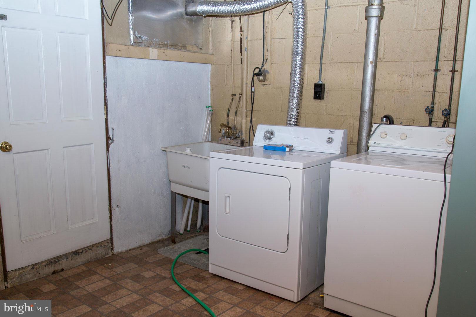 2143 Coralthorn Road Baltimore, MD 21220 - Photo 22 of 24 Basement