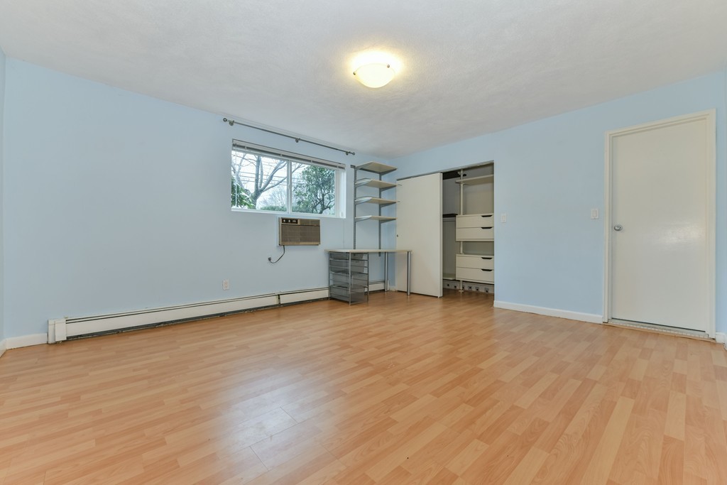 383 Langley Road, Unit 1 Newton, MA 02459 - Photo 16 of 18