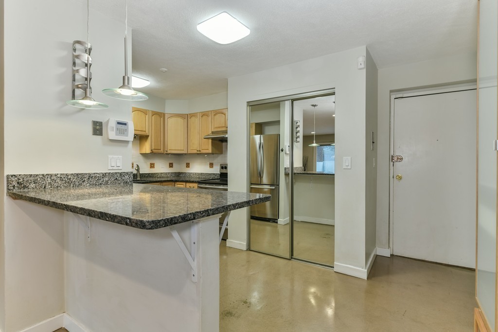 383 Langley Road, Unit 1 Newton, MA 02459 - Photo 6 of 18
