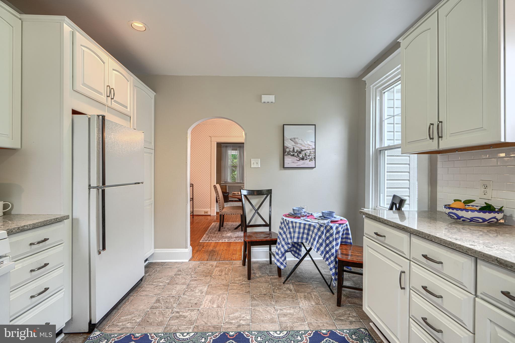 510 Murdock Road Baltimore, MD 21212 - Photo 19 of 68 Eat-in Kitchen w/Bistro seating area