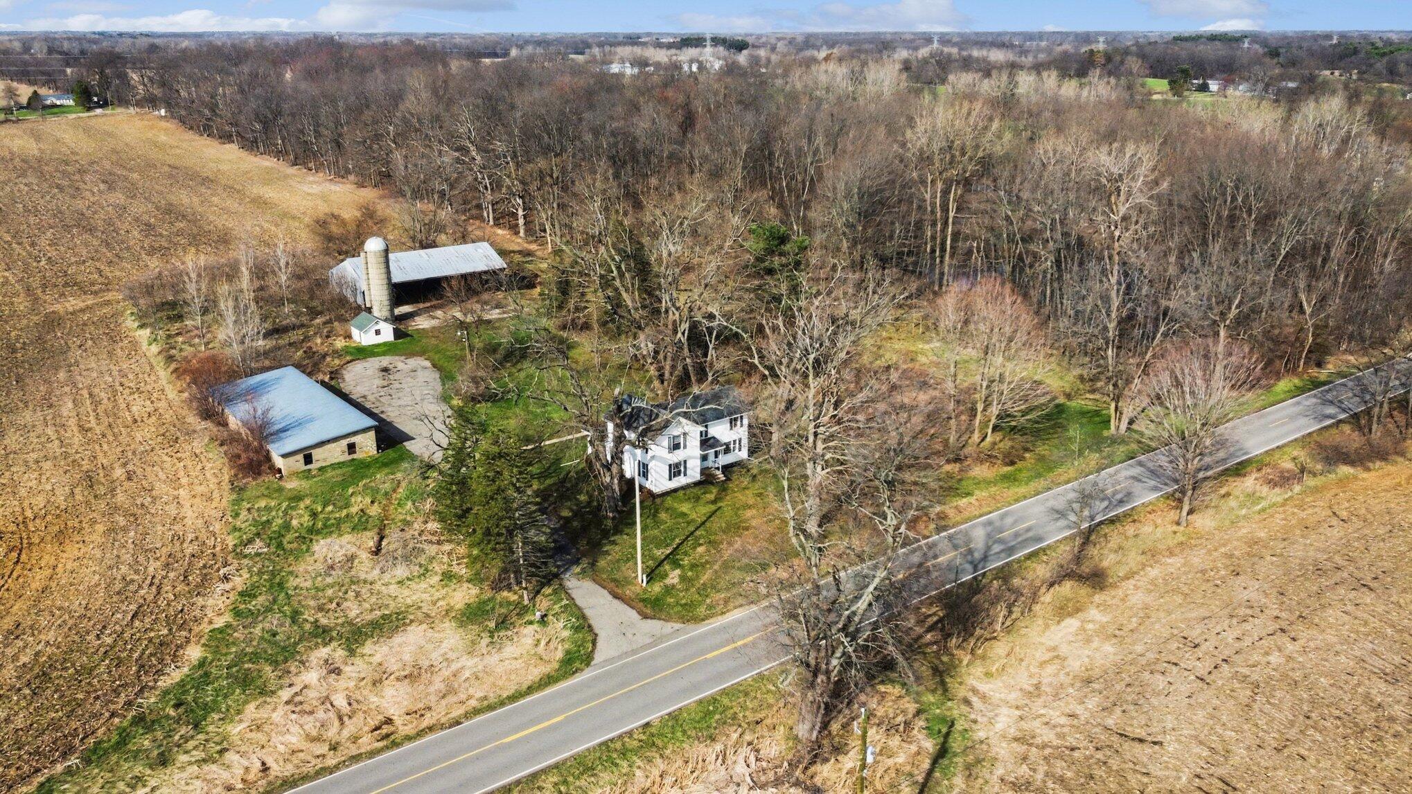 5284 East Territorial Road Pleasant Lake, MI 49272 - Photo 30 of 38 039_file_6574