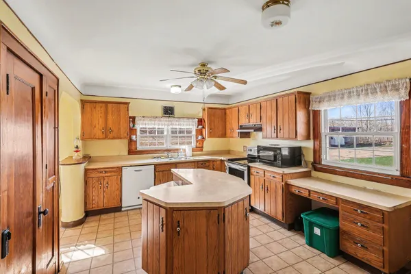 $250,000 | 5284 East Territorial Road, Pleasant Lake, MI 49272