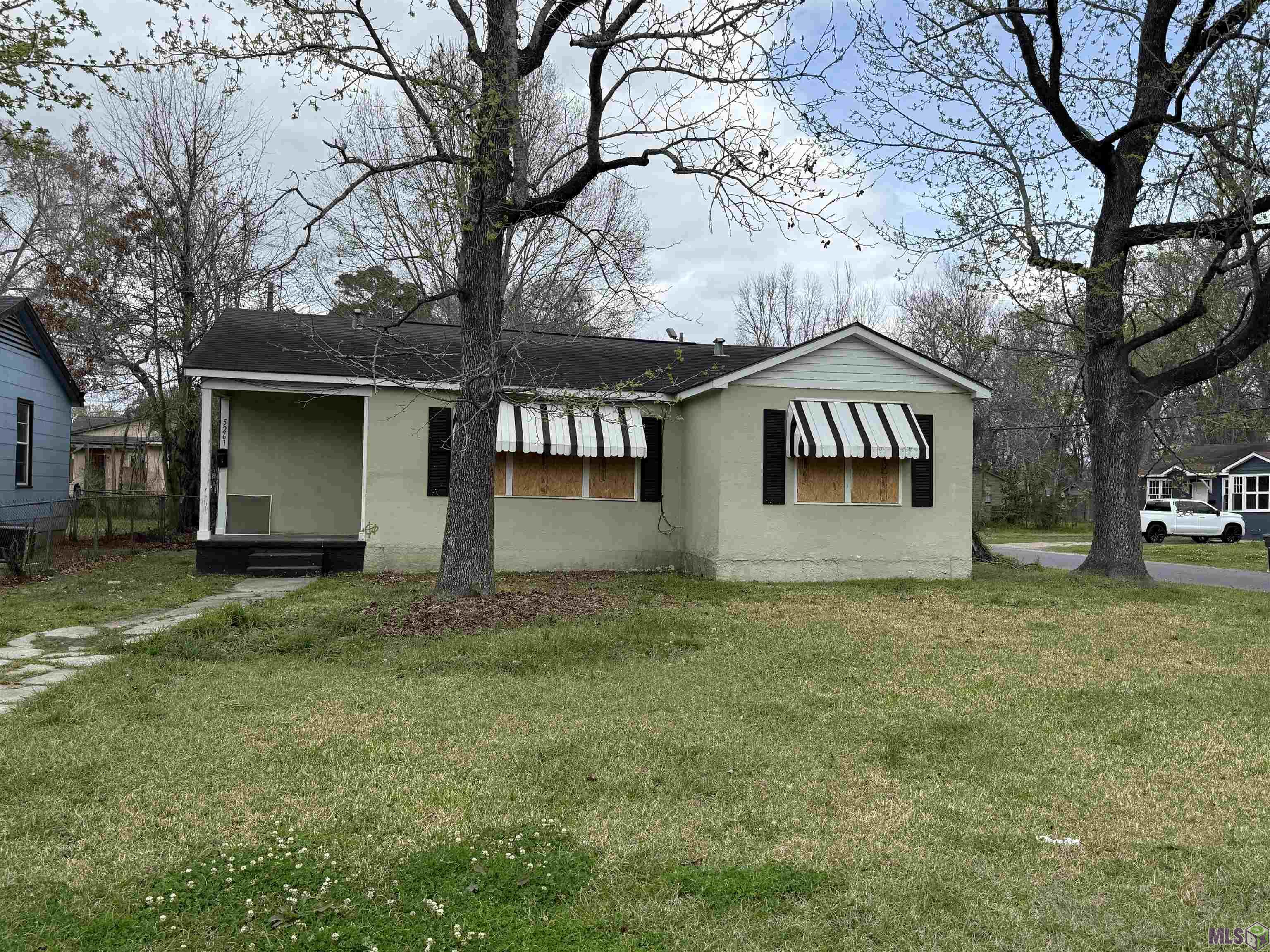 5261 Wilmot