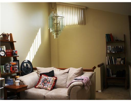 1907 Kenzie Road Pittsburgh, PA 15205 - Photo 7 of 13 Den/Family/Great Room.