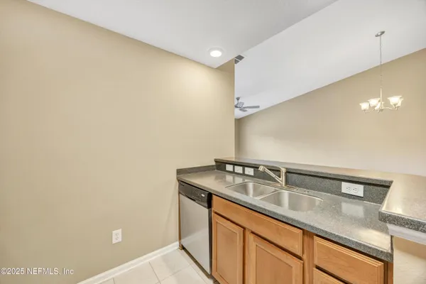 $1,650 | 4240 Migration Drive, Unit 97, Jacksonville, FL 32257