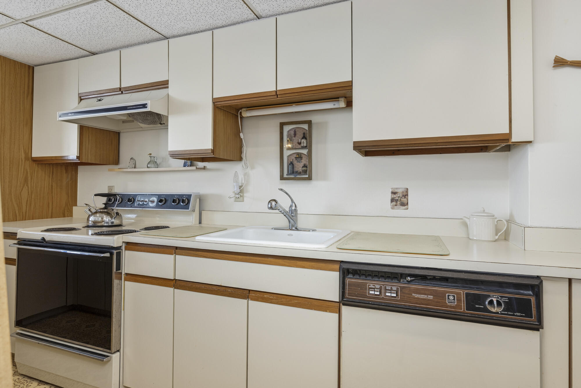 45 Eastern Promenade, Unit 11A Portland, ME 04101 - Photo 11 of 38 45 Eastern Prom_#11A_11