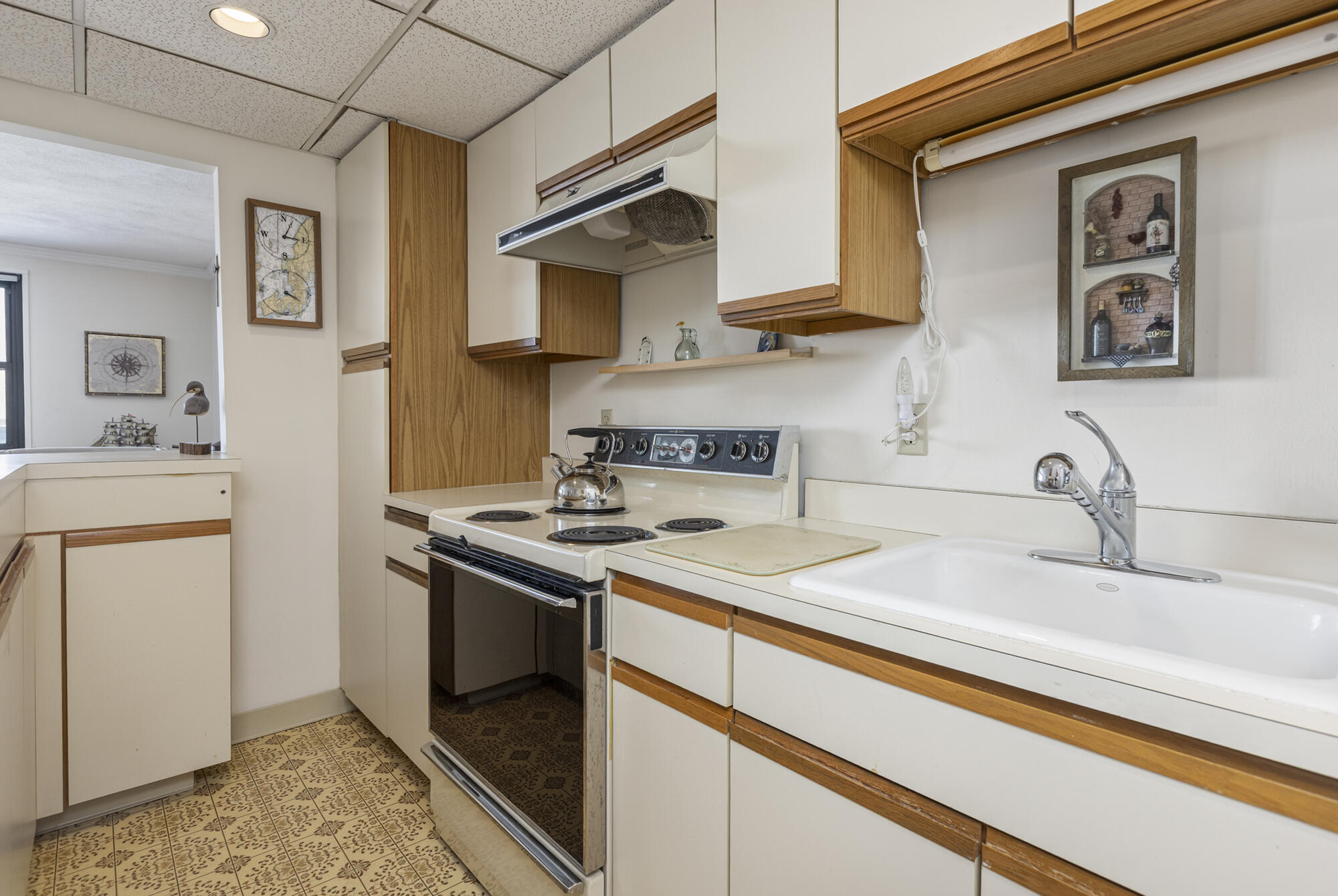 45 Eastern Promenade, Unit 11A Portland, ME 04101 - Photo 13 of 42 45 Eastern Prom_#11A_12