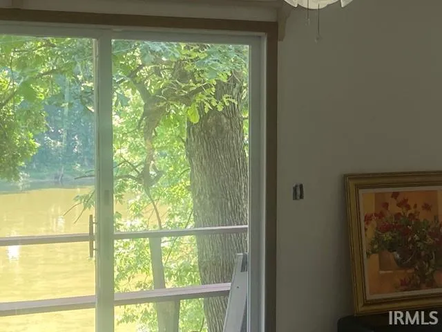 $2,600 | 2645 South River Road, West Lafayette, IN 47906