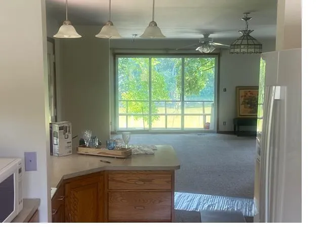 $2,600 | 2645 South River Road, West Lafayette, IN 47906