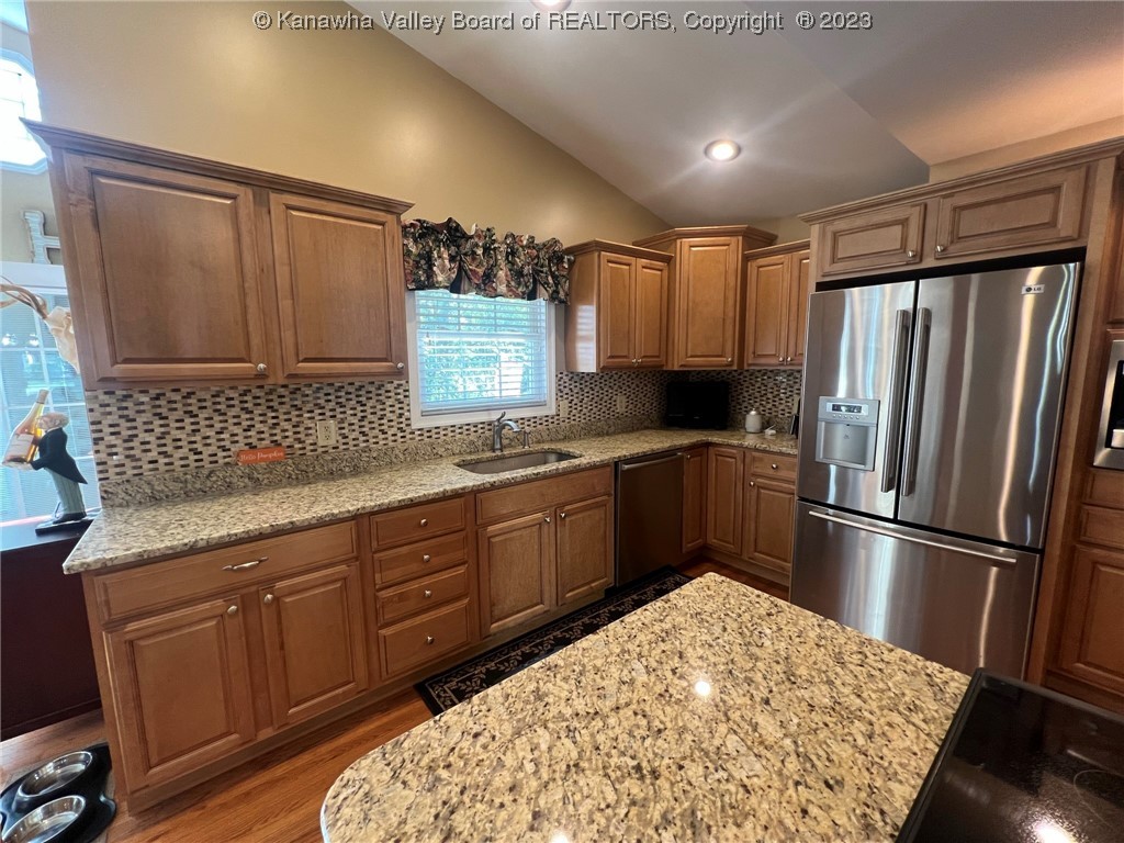 127 Summit Ridge Road Hurricane, WV 25526 - Photo 9 of 43 Gallery Image 9