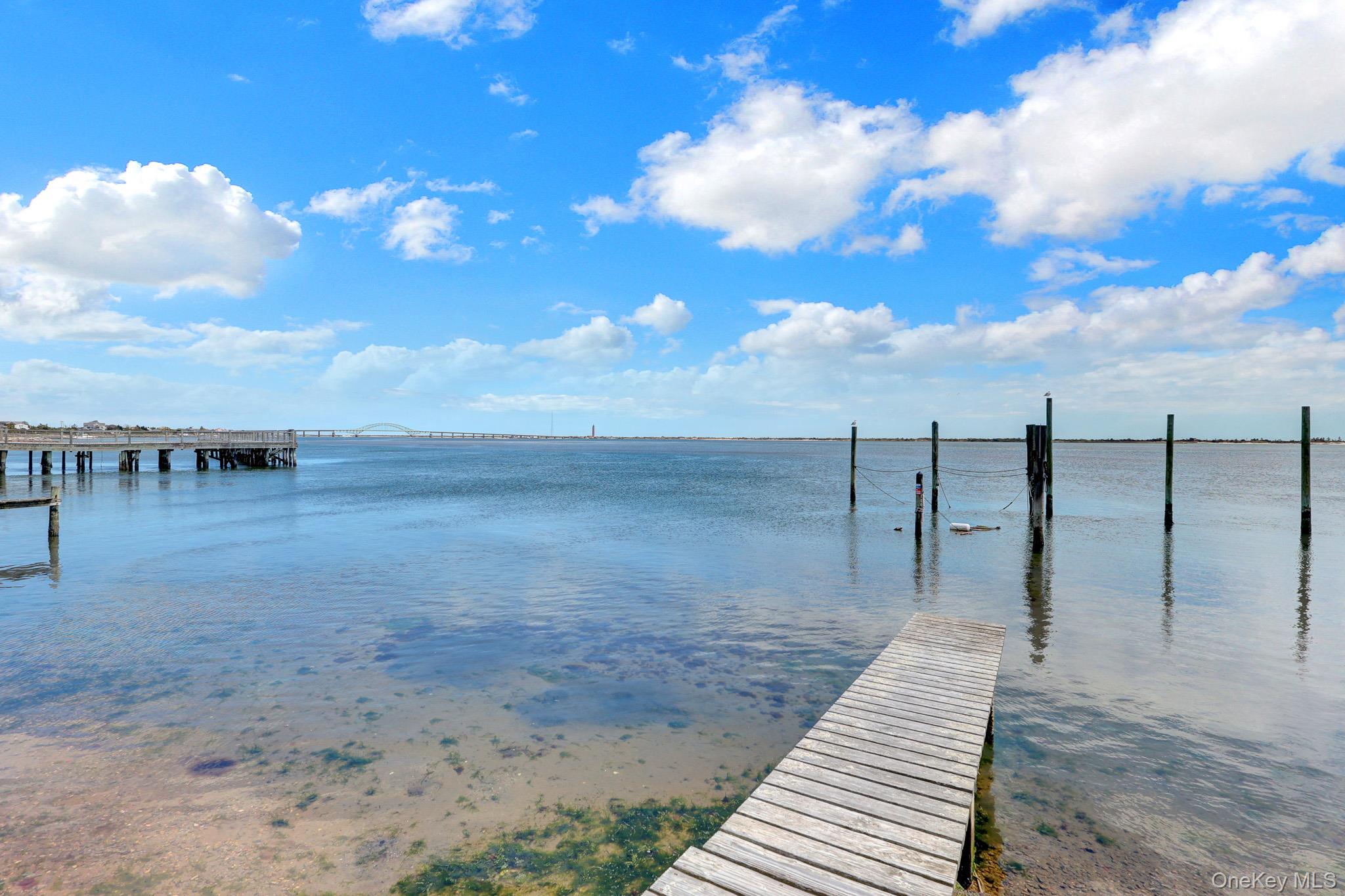 6 Oak Beach Road Babylon, NY 11702 - Photo 21 of 32