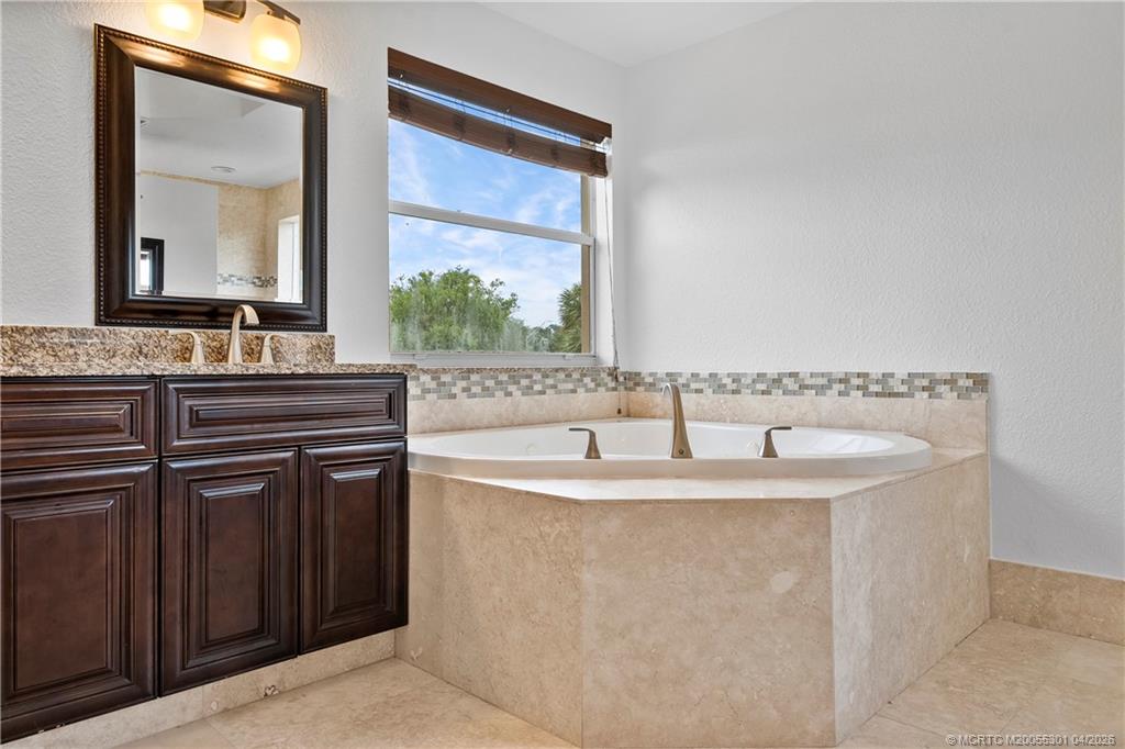 2736 Southwest Butterfly Lane Palm City, FL 34990 - Photo 23 of 34