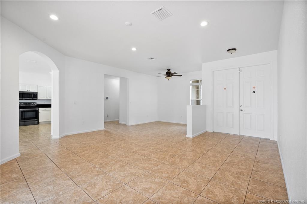 2736 Southwest Butterfly Lane Palm City, FL 34990 - Photo 7 of 34