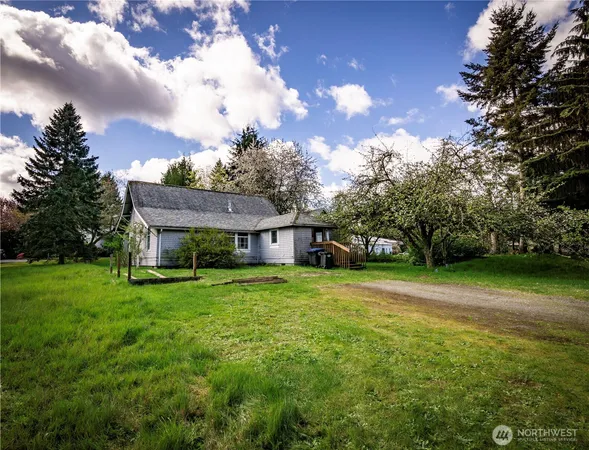 $298,500 | 823 Lacey Street Southeast, Lacey, WA 98503
