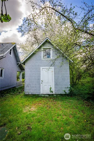 $298,500 | 823 Lacey Street Southeast, Lacey, WA 98503