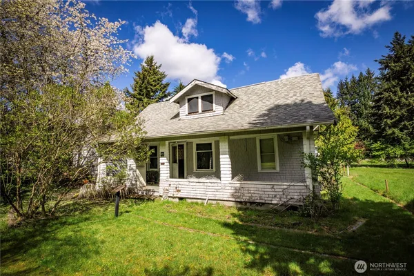 $298,500 | 823 Lacey Street Southeast, Lacey, WA 98503