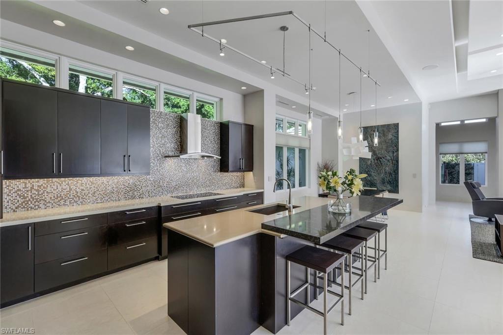 2296 Hawks Ridge Loop Naples, FL 34105 - Photo 17 of 50 Gallery Image 17