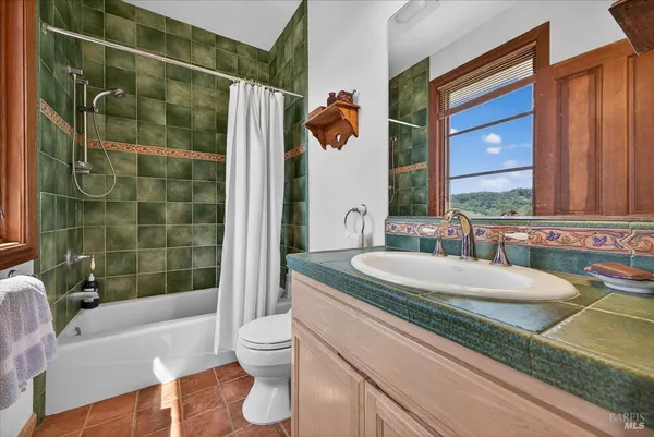 $4,500,000 | 13404 Flora Ranch Road, Healdsburg, CA 95448