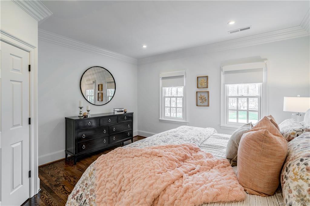 8200 Fairview Road Charlotte, NC 28226 - Photo 13 of 31 Gallery Image 13