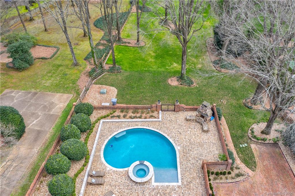 8200 Fairview Road Charlotte, NC 28226 - Photo 29 of 31 Gallery Image 29