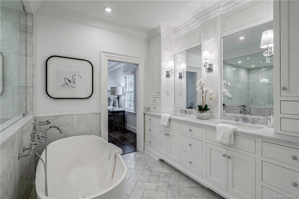 8200 Fairview Road Charlotte, NC 28226 - Photo 6 of 31 Gallery Image 6