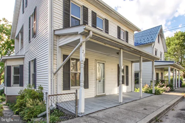 $159,900 | 28 North 4th Street, Halifax, PA 17032