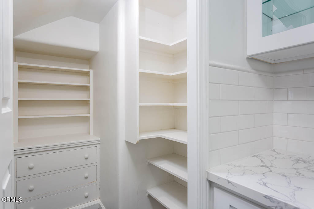 2452 Boulder Road Altadena, CA 91001 - Photo 18 of 33 a view of an empty walk in closet