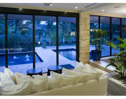 700 Lake Road Miami, FL 33137 - Photo 12 of 12 a living room with furniture