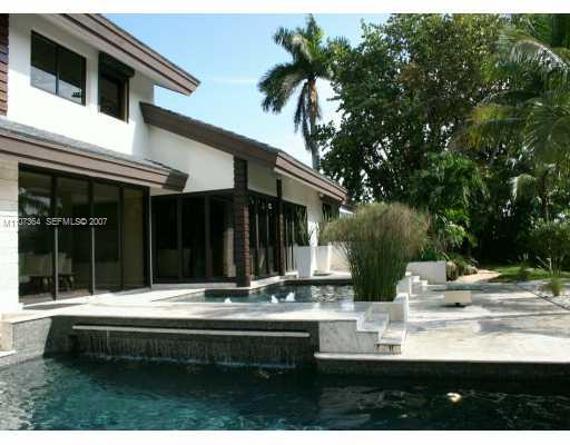 700 Lake Road Miami, FL 33137 - Photo 4 of 12 a bathroom with a sink and a mirror