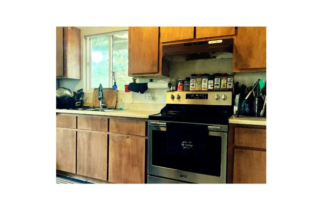 $300,000 | 14-623 Seaview Road, Pahoa, HI 96778