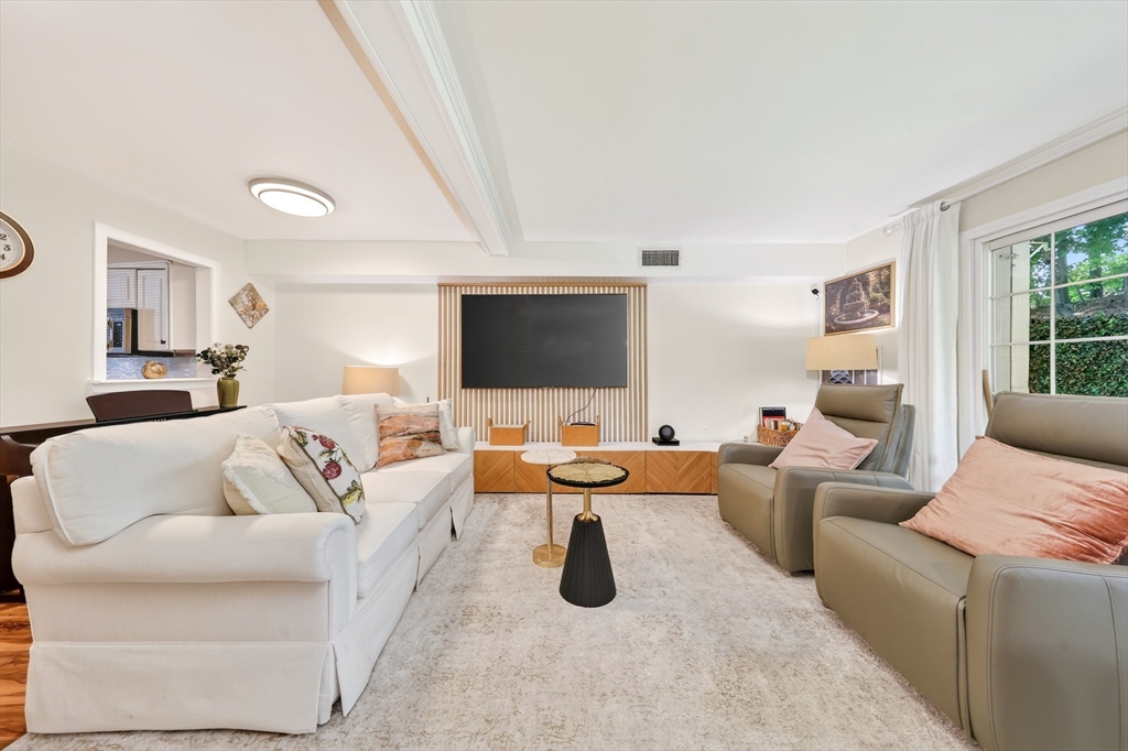 1 Beal's Cove Road, Unit D Hingham, MA 02043 - Photo 7 of 28
