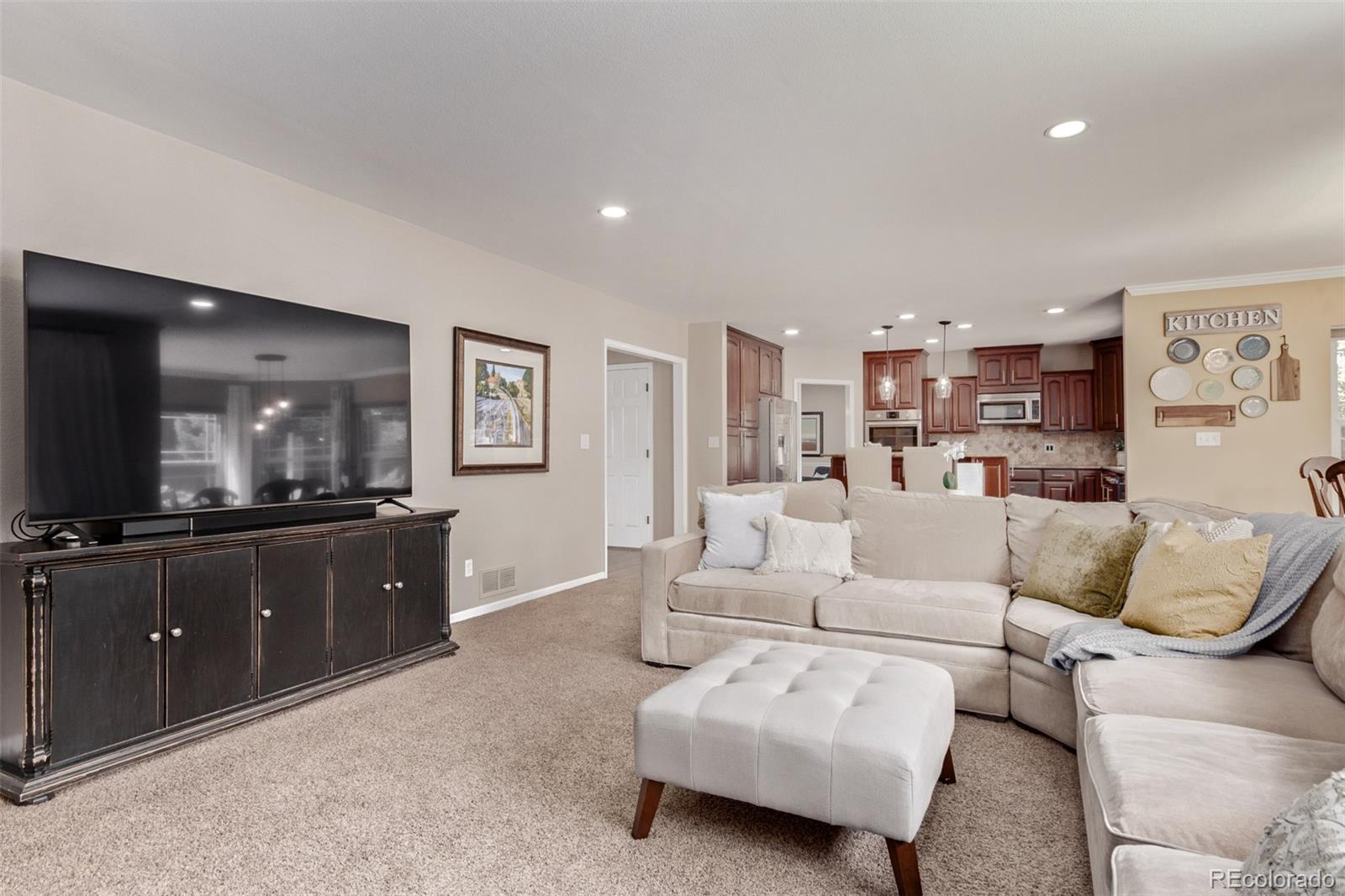 1935 Mountain Laurel Circle Highlands Ranch, CO 80126 - Photo 14 of 50