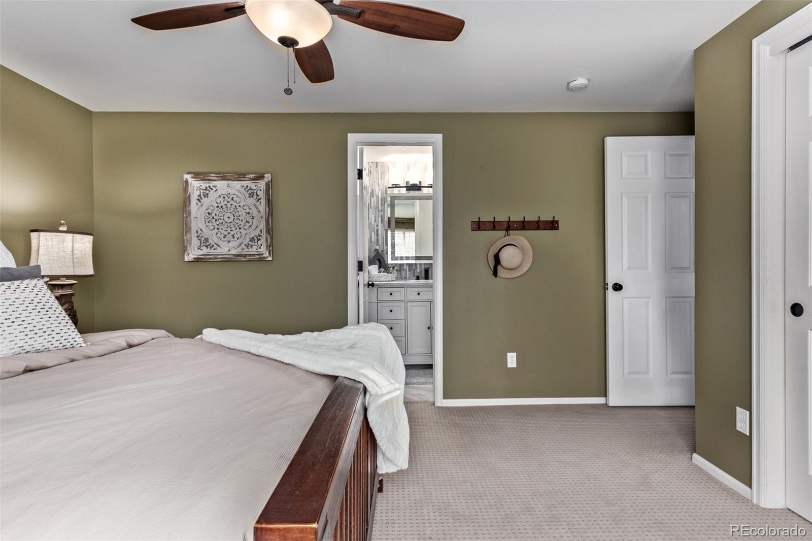 1935 Mountain Laurel Circle Highlands Ranch, CO 80126 - Photo 34 of 50