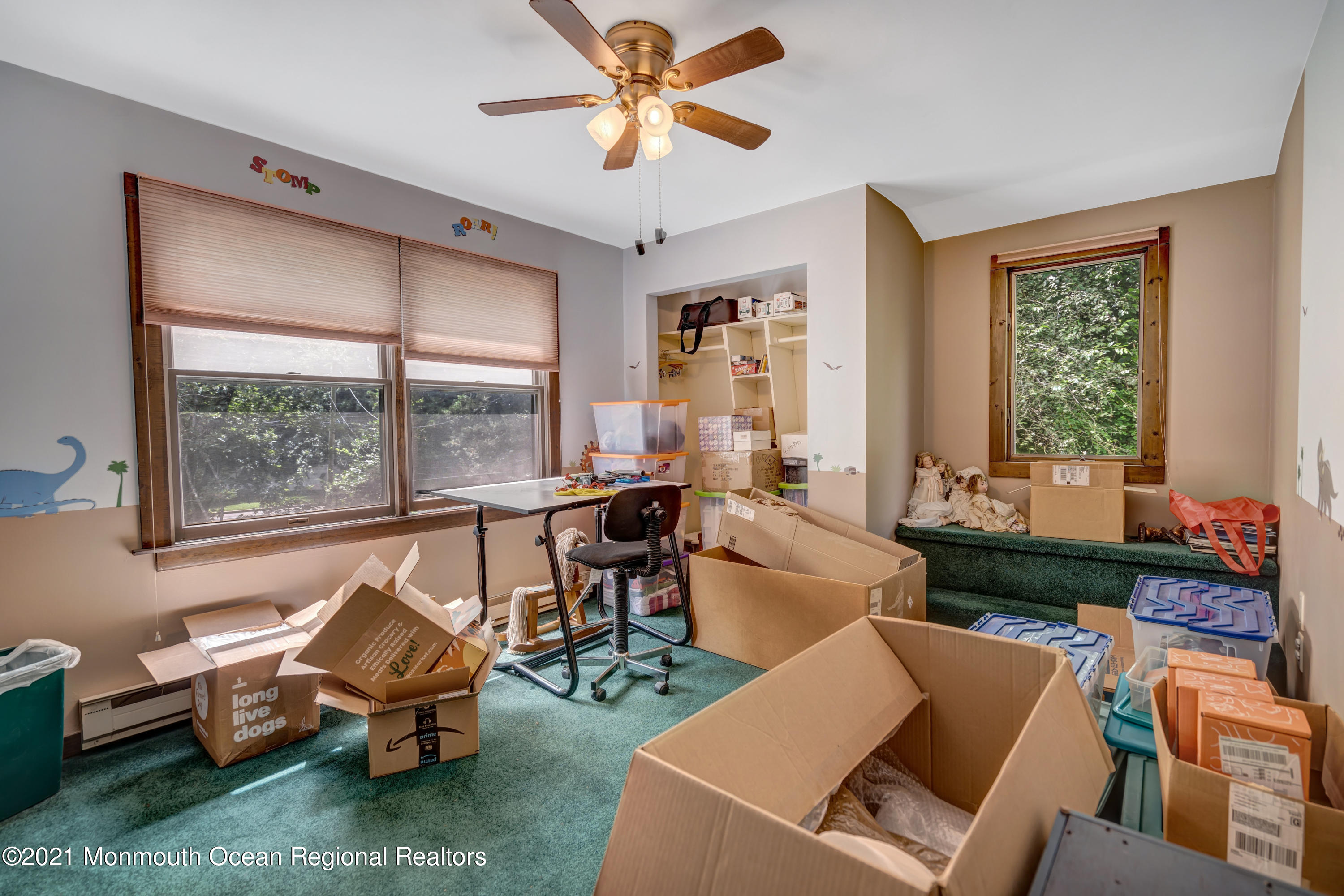 580 Hyson Road Jackson, NJ 08527 - Photo 41 of 45 a living room with furniture and a large window