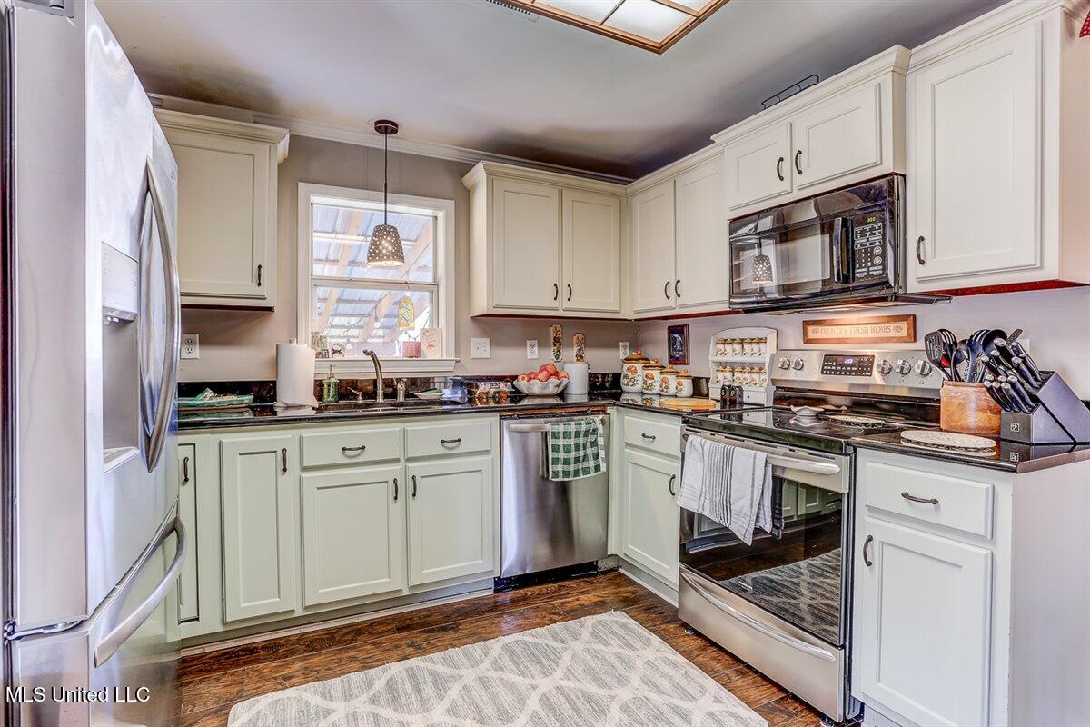 5018 Days Road Lake Cormorant, MS 38641 - Photo 10 of 26 29-IMG_2208_09_10_11_12