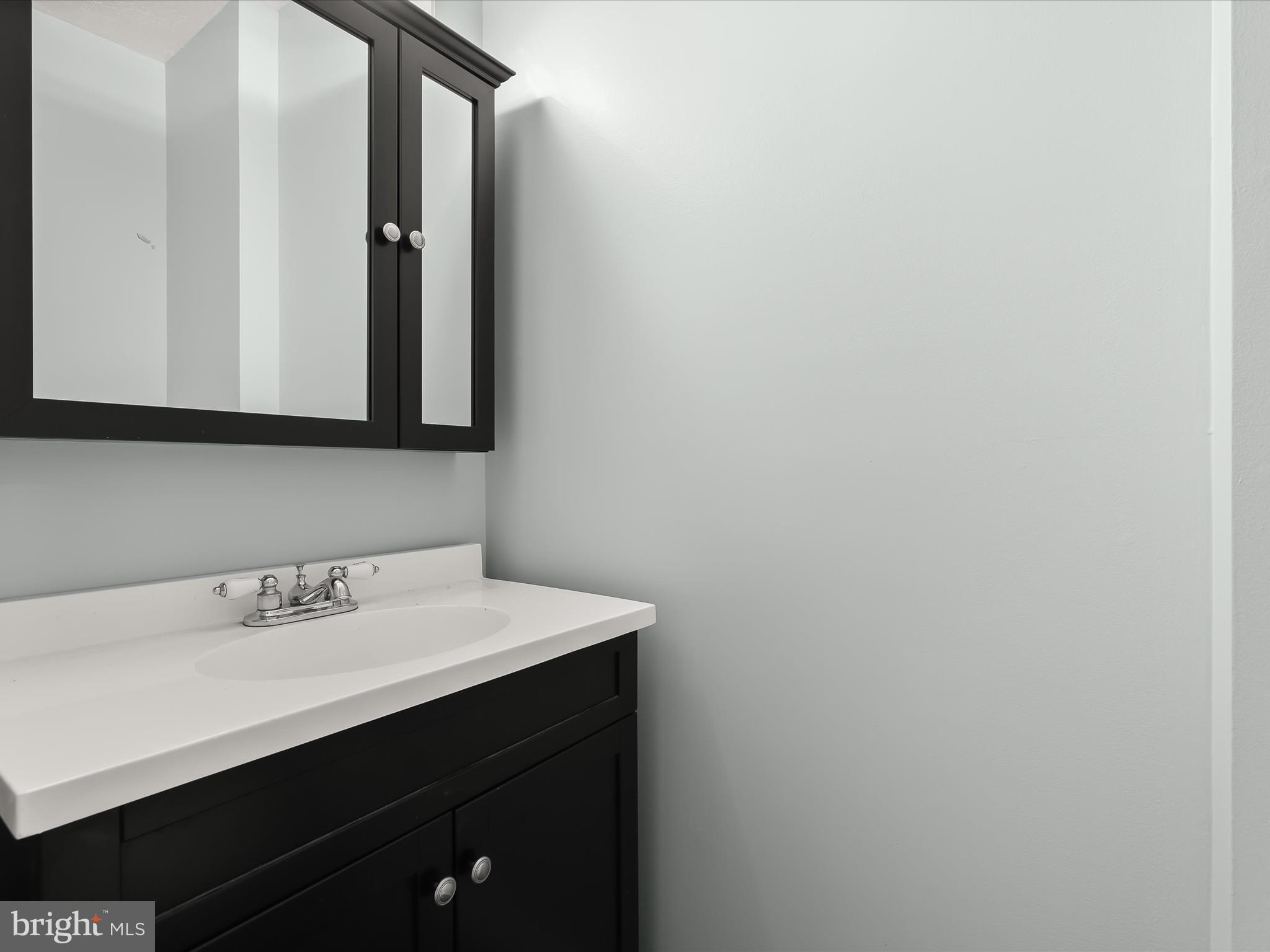 7723 West Shore Road Pasadena, MD 21122 - Photo 14 of 37 Half Bathroom
