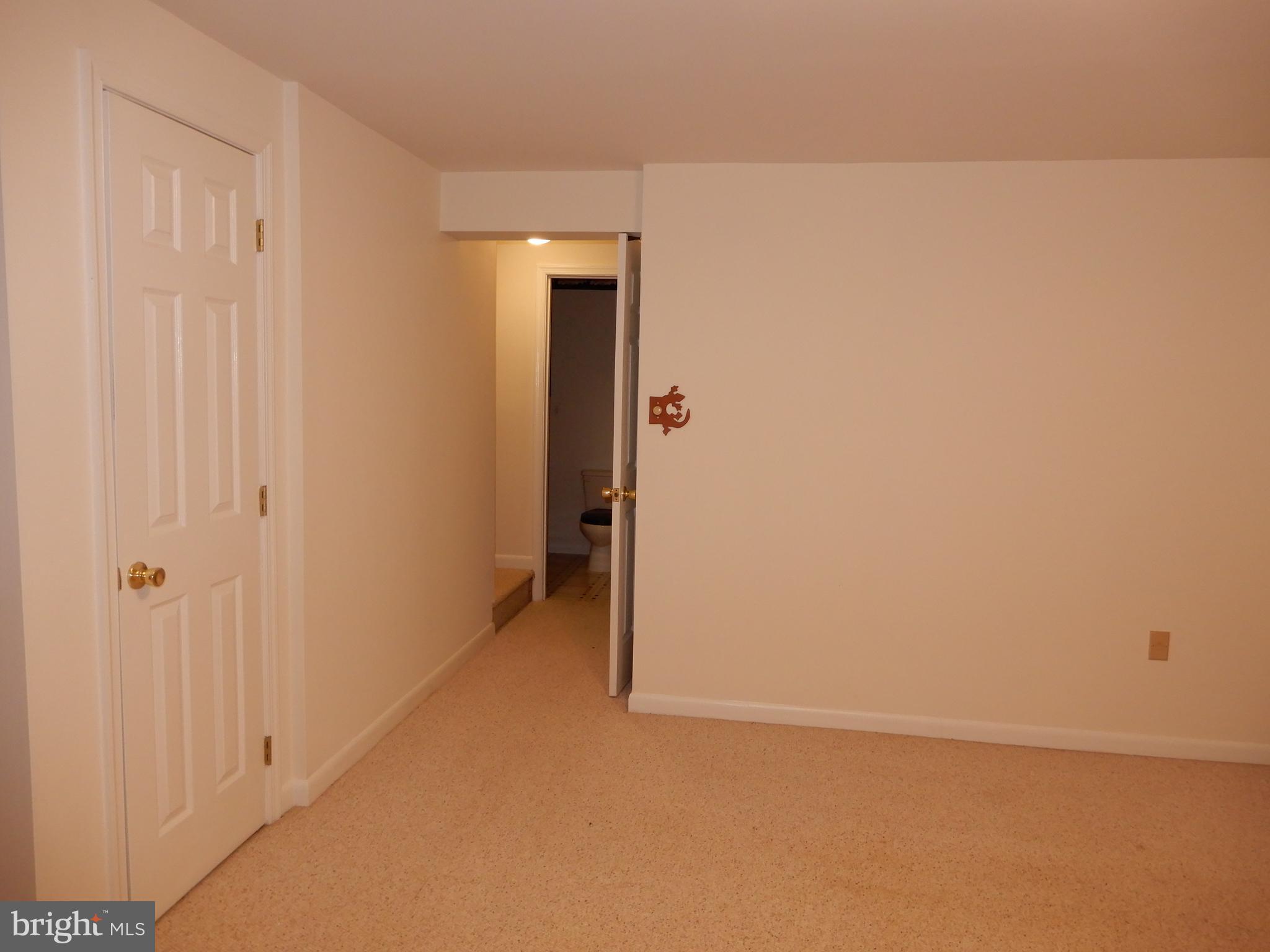 573 Quaker Ridge Court Arnold, MD 21012 - Photo 27 of 36 Lower Level - Family Room