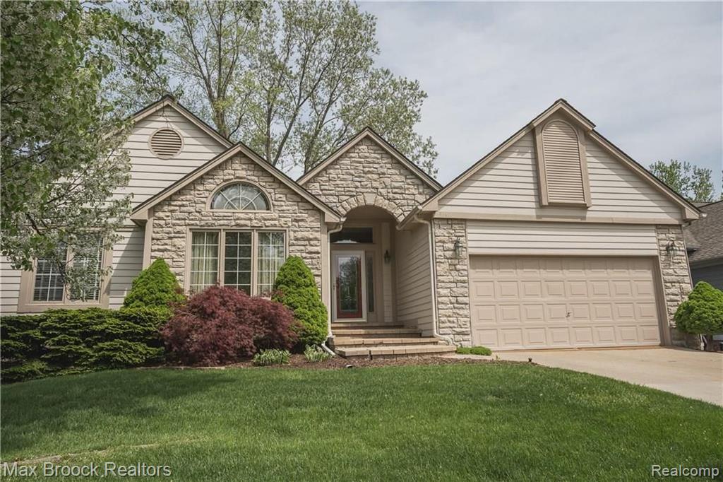 3147 Fairgrove Terrace, Unit 7 Rochester Hills, MI 48309 - Photo 3 of 52