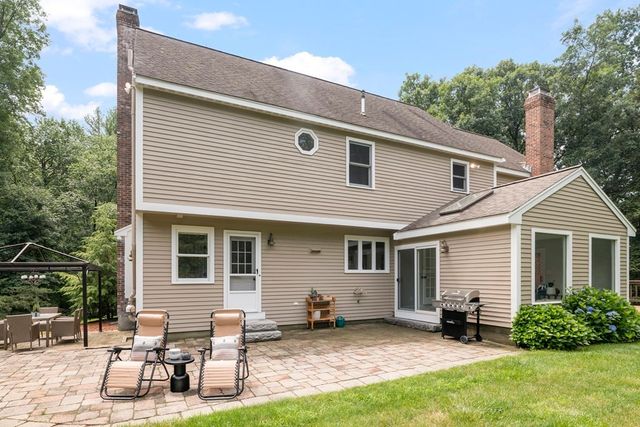$1,072,000 | 9 Conant Street, Acton, MA 01720
