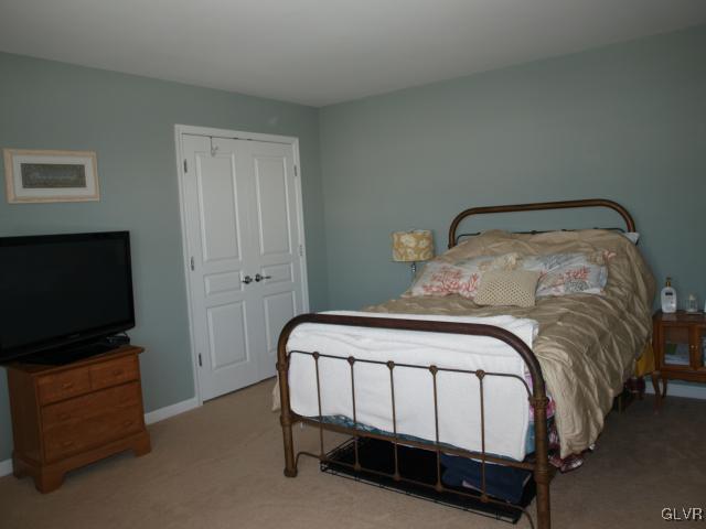 8580 Cascade Road Breinigsville, PA 18031 - Photo 32 of 33 Gallery Image 32