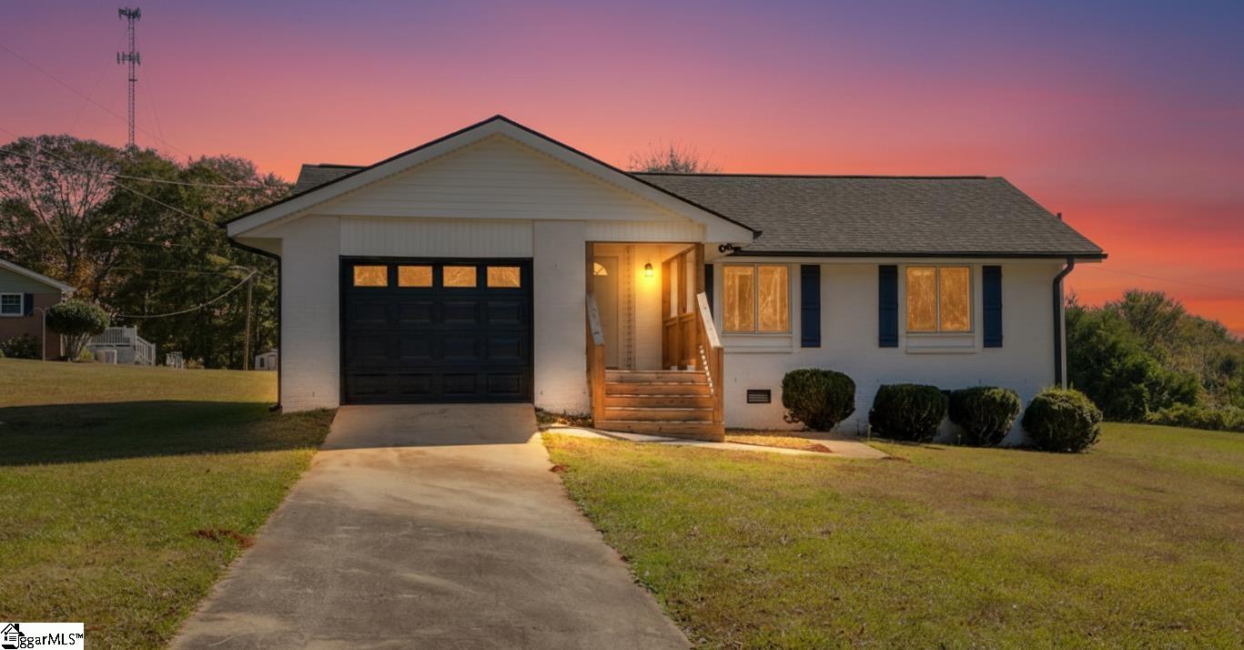 205 Latimer Road Anderson, SC 29626 - Photo 2 of 39 Gallery Image 2