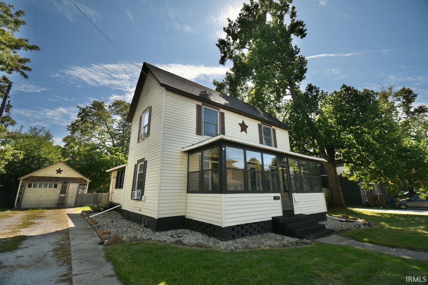 513 North College Avenue Rensselaer, IN 47978 - Photo 1 of 32
